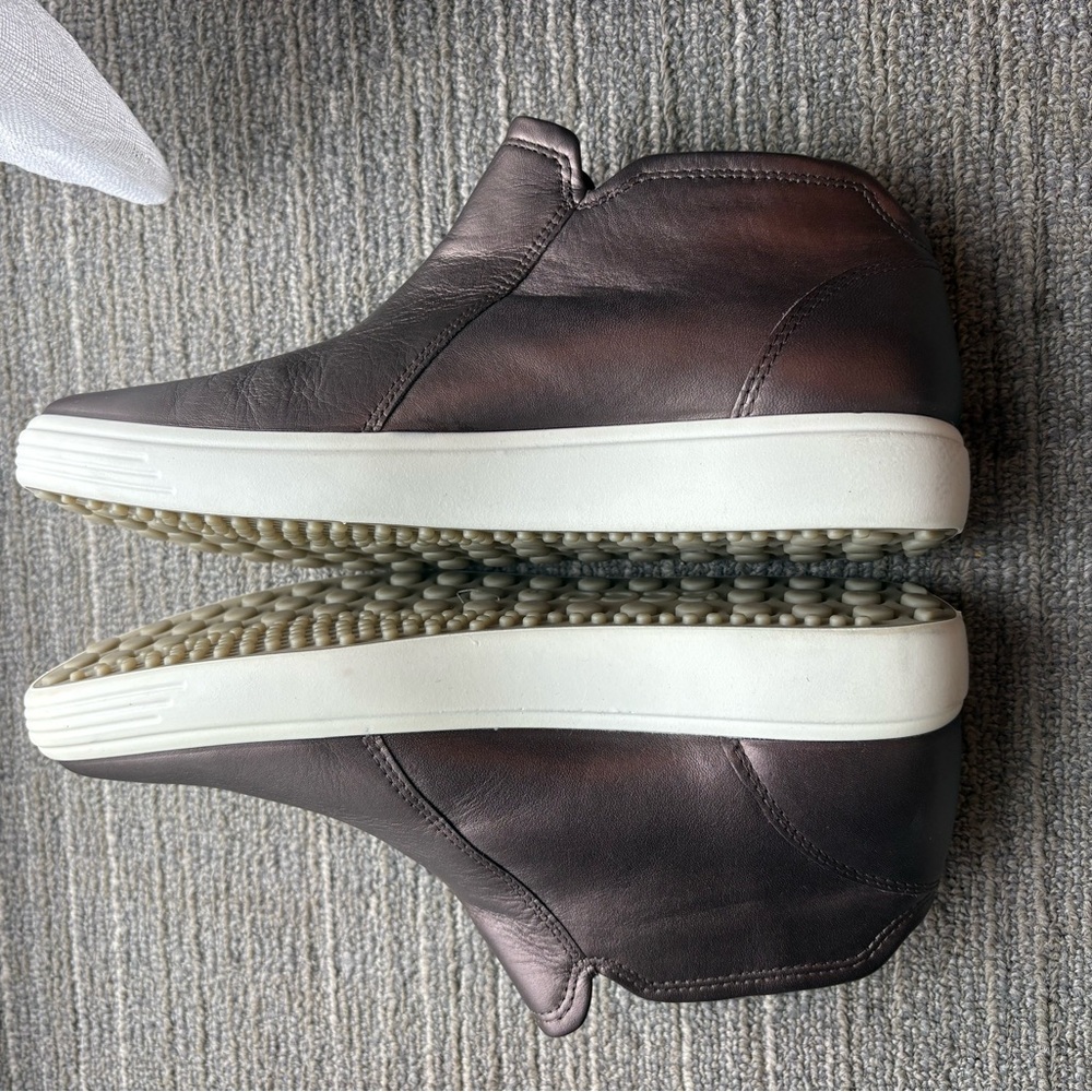 Women’s Brown Leather Ankle Boots - Picture 2 of 8